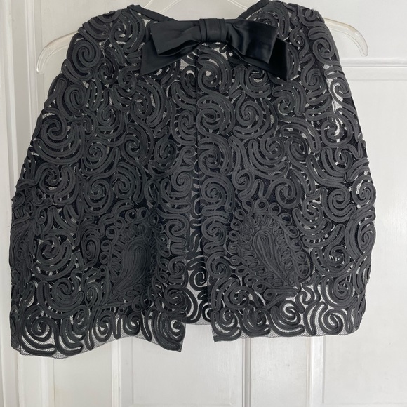 Vintage black lace sleeveless top XL - Picture 2 of 10